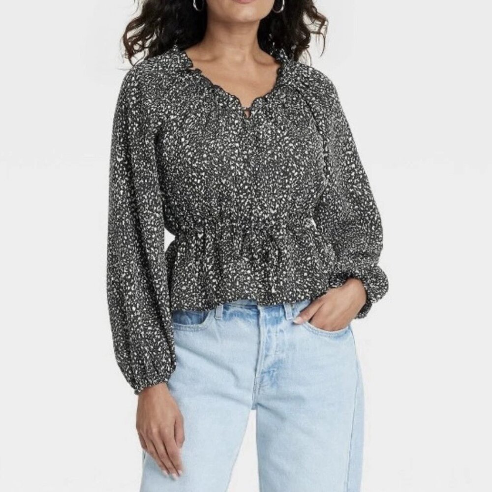 Universal Thread Women's M Cream/Black Balloon Long Sleeve Blouse Black Abstract
